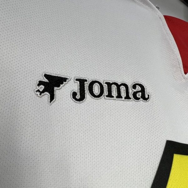 Rayo Vallecano 2001/02 Home Retro Jersey - Image 7