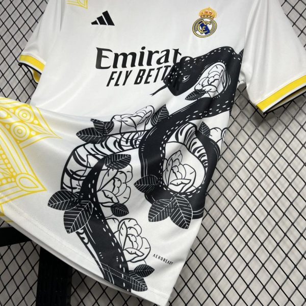 Real Madrid 2024/25 White And Black Mamba Special Edition Jersey - Image 3
