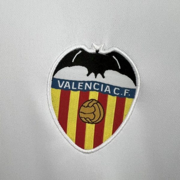 Valencia Cf 2003/2004 Uefa Cup Final Home Retro Jersey - Image 5