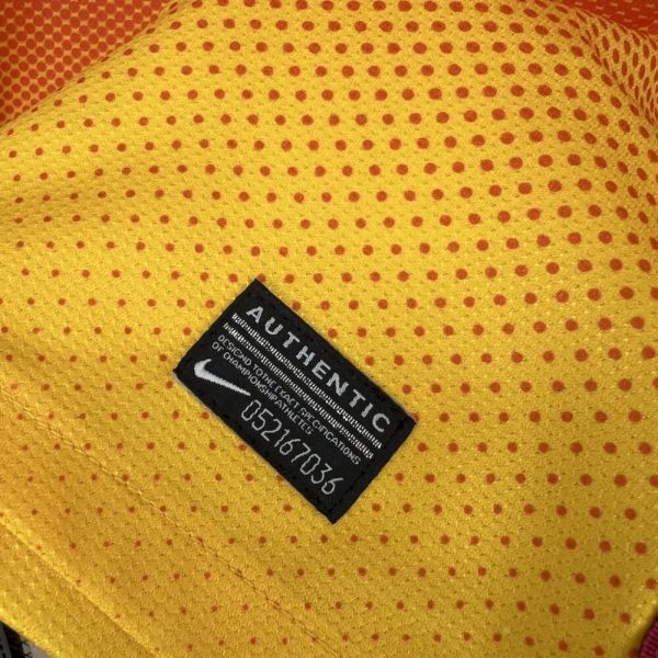 Barcelona 2012/13 Away Retro Jersey - Image 7