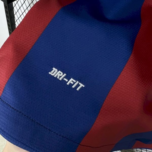 Barcelona 2010/11 Home Retro Jersey - Image 9