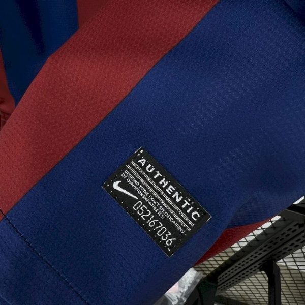 Barcelona 2010/11 Home Retro Jersey - Image 8