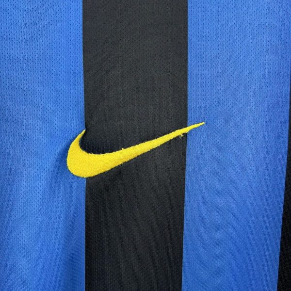 Inter Milan 2002/04 Home Retro Jersey - Image 6