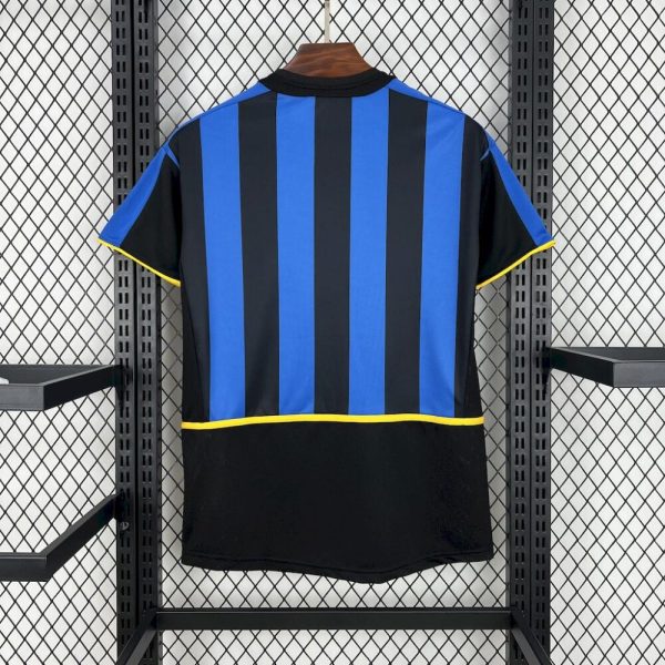 Inter Milan 2002/04 Home Retro Jersey - Image 2