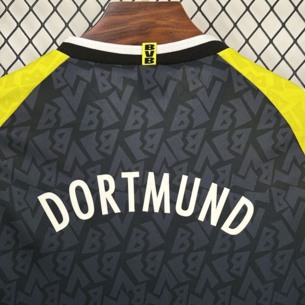 Borussia Dortmund 1995/96 Away Retro Jersey - Image 8
