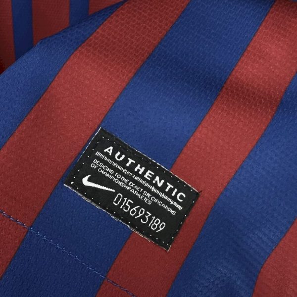 Barcelona 2011/12 Home Long Sleeves Retro Jersey - Image 7