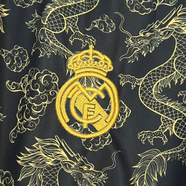 Real Madrid 2025/26 Black Golden Dragon Edition Jersey - Image 5