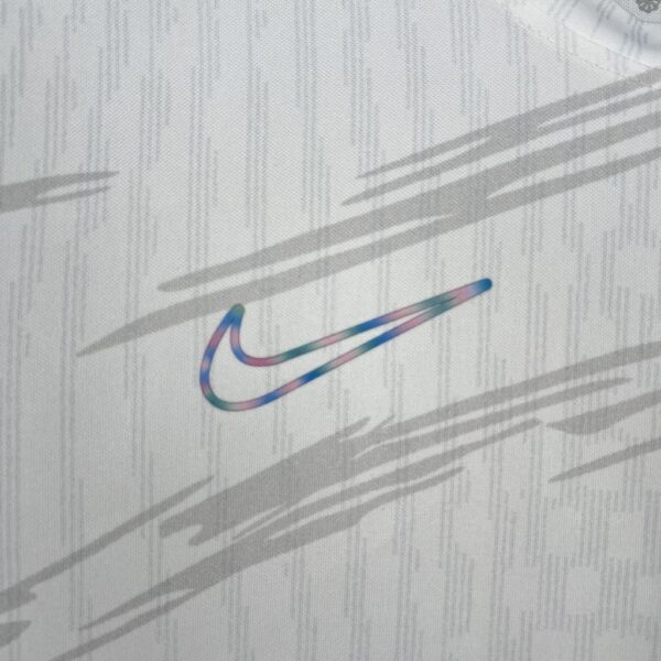 Barcelona 2025/26 White Special Edition Jersey - Image 8