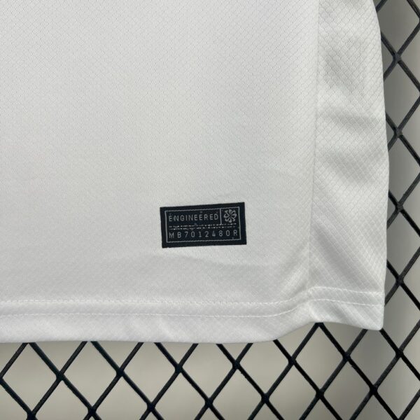 England 2025/26 Home Kids Kit - Image 5