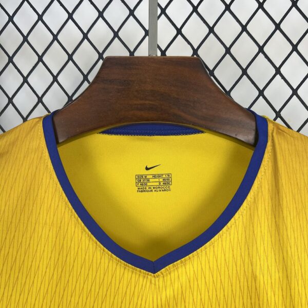 Inter Milan 2002/03 Third Retro Jersey - Image 7