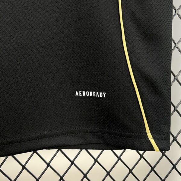 Liverpool 2025/26 Black Gold Edition Jersey - Image 3