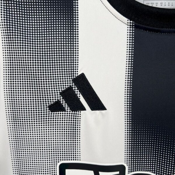 Newcastle United 2025/26 Home Jersey - Image 7