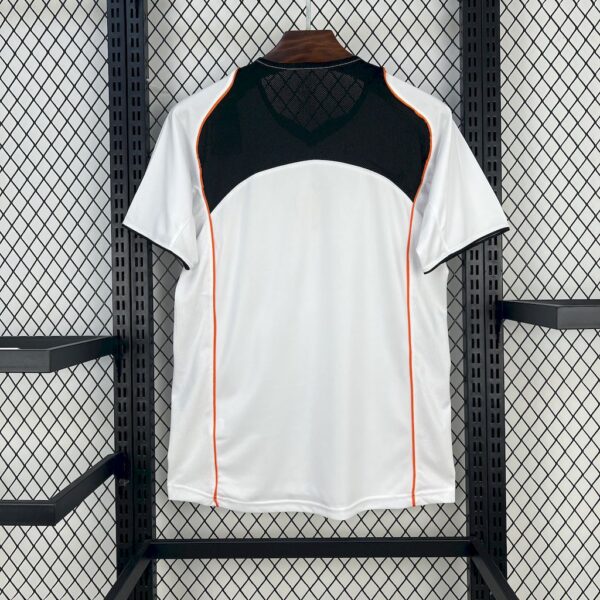 Valencia Cf 2004/05 Home Retro Jersey - Image 2