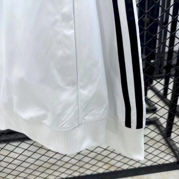 Colo Colo 2025/26 Anniversary White Windbreaker - Image 4