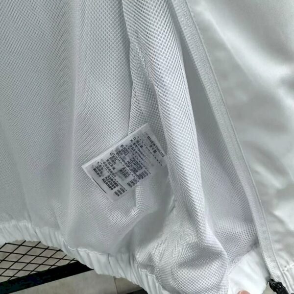 Tottenham Hotspur 2025/26 White Windbreaker - Image 3