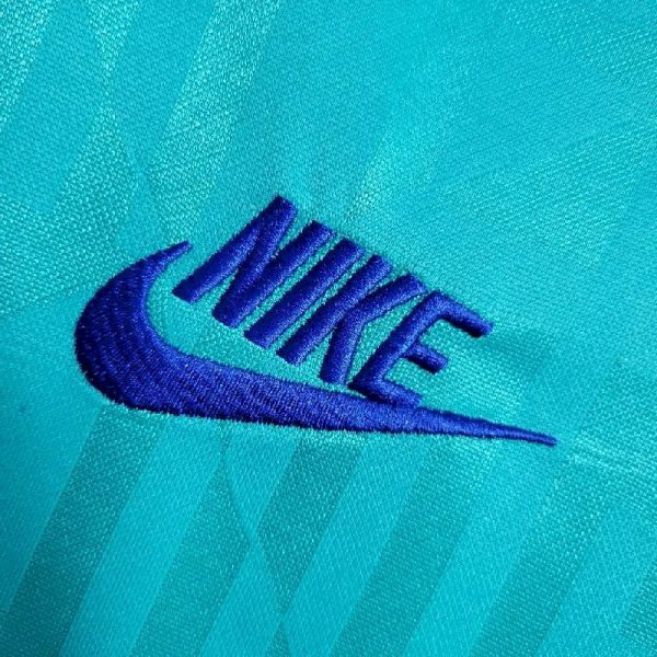 Barcelona 2019/20 Third Retro Jersey - Image 4