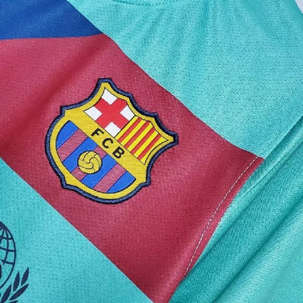 Barcelona 2010/11 Away Retro Jersey - Image 3