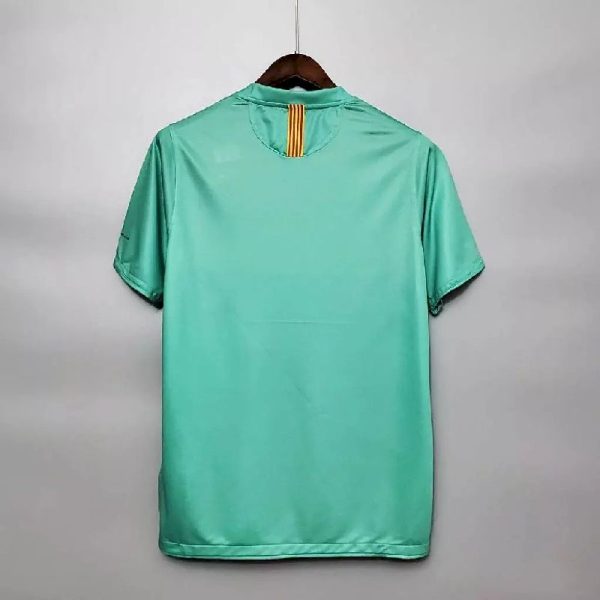 Barcelona 2010/11 Away Retro Jersey - Image 6