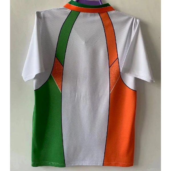 Ireland 1994/1996 Away Retro Jersey - Image 4