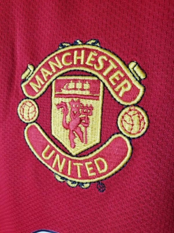 Manchester United 2004/06 Home Long Sleeves Retro Jersey - Image 3
