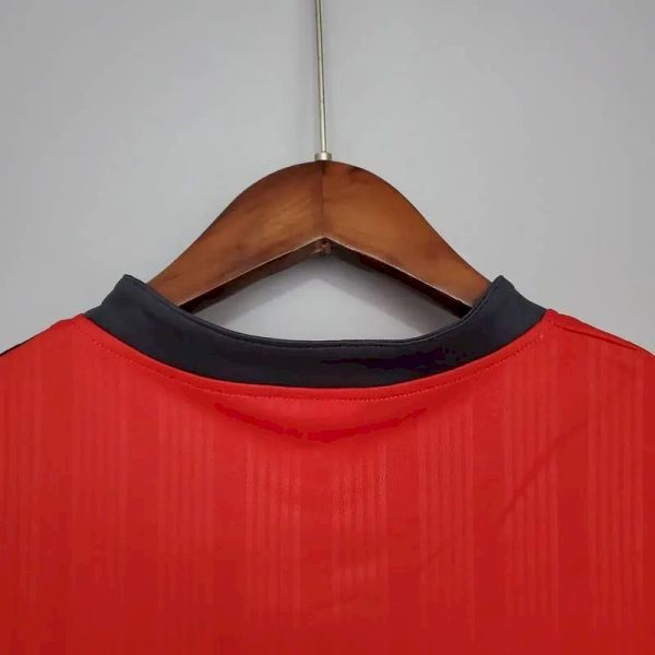 Spain 2002 Home Retro Jersey - Image 9