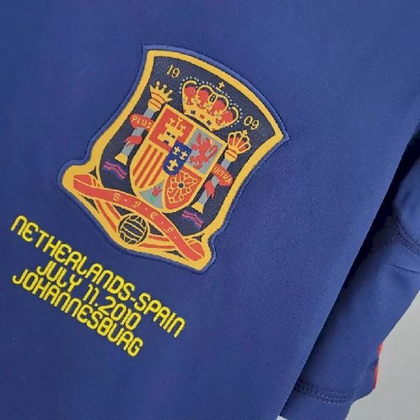 Spain 2010 World Cup Away Long Sleeves Retro Jersey - Image 4