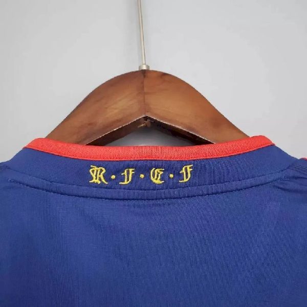 Spain 2010 World Cup Away Long Sleeves Retro Jersey - Image 5