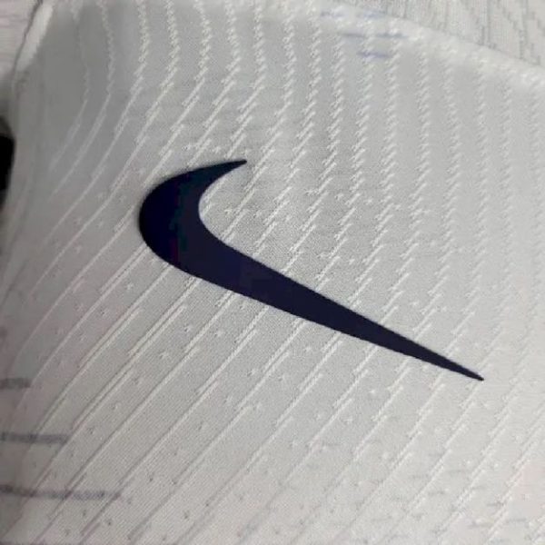 Tottenham Hotspur 2023/24 Home Jersey Player Version - Image 5