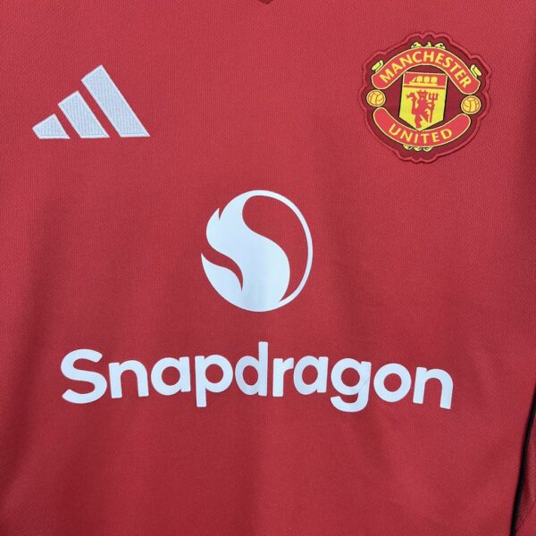 Manchester United 2025/26 Home Jersey - Image 6