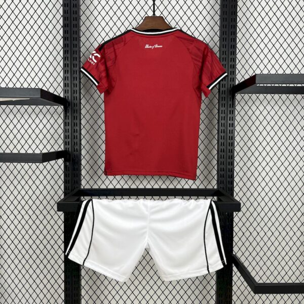 Manchester United 2025/26 Home Kids Kit - Image 2