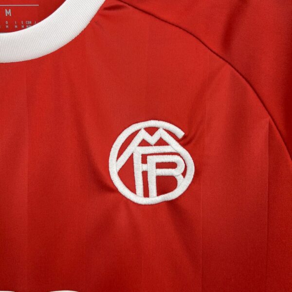 Bayern Munich 2025/26 Goalkeeper Uniform Jersey - Image 7