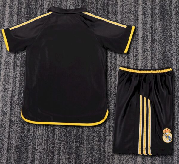 Real Madrid 1998/00 Away Kids Retro Jersey And Shorts - Image 2