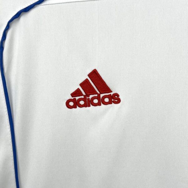 Bayern Munich 2025/26 Leisure Jersey - Image 7