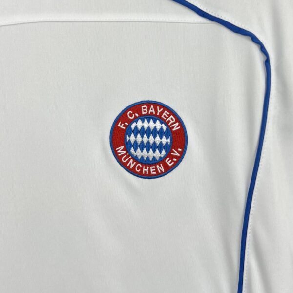 Bayern Munich 2025/26 Leisure Jersey - Image 6
