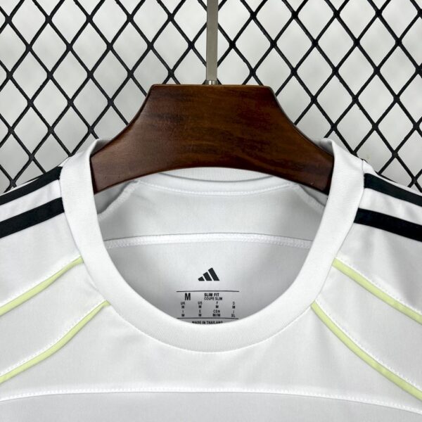 Real Madrid 2025/26 Leisure Jersey - Image 7