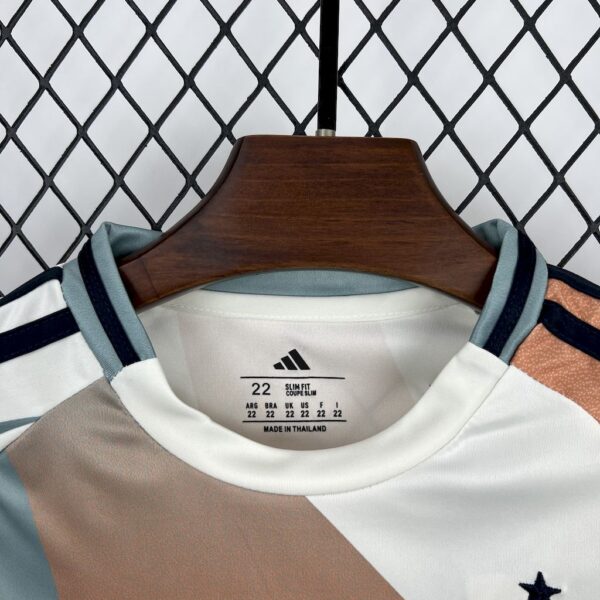 Spain 2025/26 Away Kids Kit - Image 10