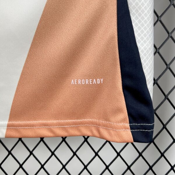 Spain 2025/26 Away Kids Kit - Image 6
