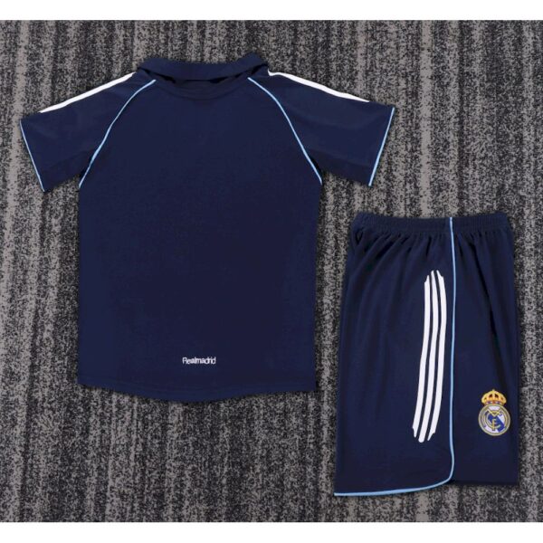 Real Madrid 2005/06 Away Kids Retro Jersey And Shorts - Image 2