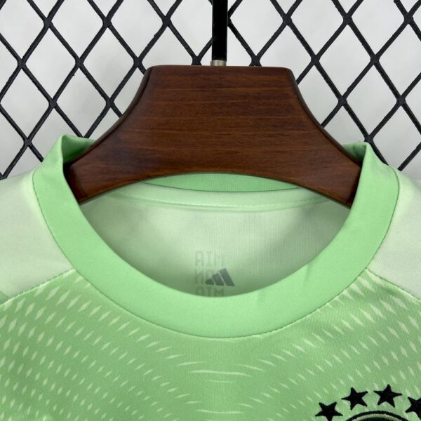 Bayern Munich 2025/26 Green Goalkeeper Kids Kit - Image 10