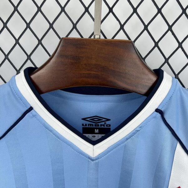 Celta Vigo 2001/02 Home Retro Jersey - Image 7