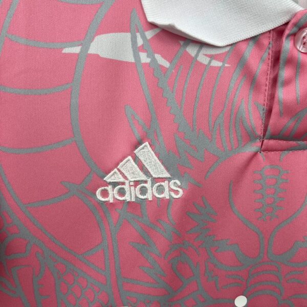 Real Madrid 2023/24 Pink Dragon Special Edition Kids Kit - Image 9