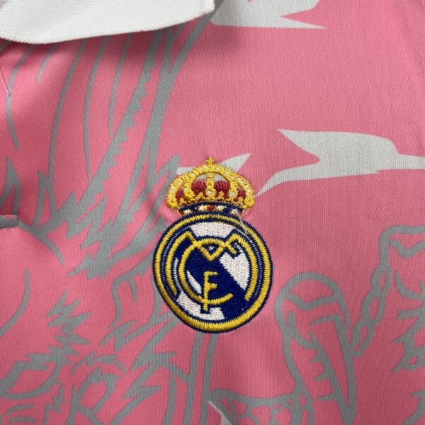 Real Madrid 2023/24 Pink Dragon Special Edition Kids Kit - Image 8
