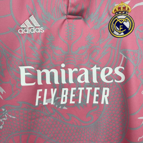 Real Madrid 2023/24 Pink Dragon Special Edition Kids Kit - Image 7