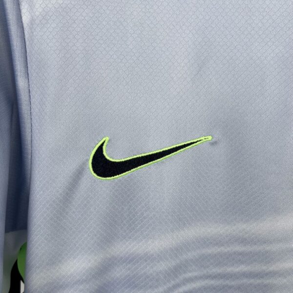 Wolfsburg 2025/26 Away Jersey - Image 7