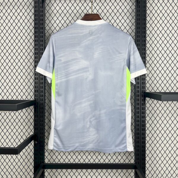 Wolfsburg 2025/26 Away Jersey - Image 2