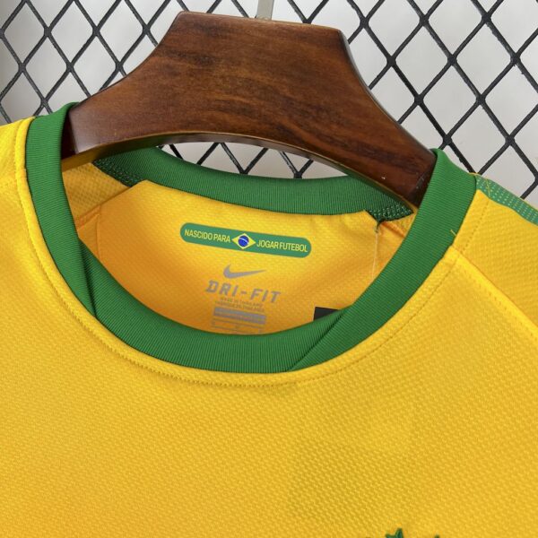 Brazil 2010 Home Retro Jersey - Image 9