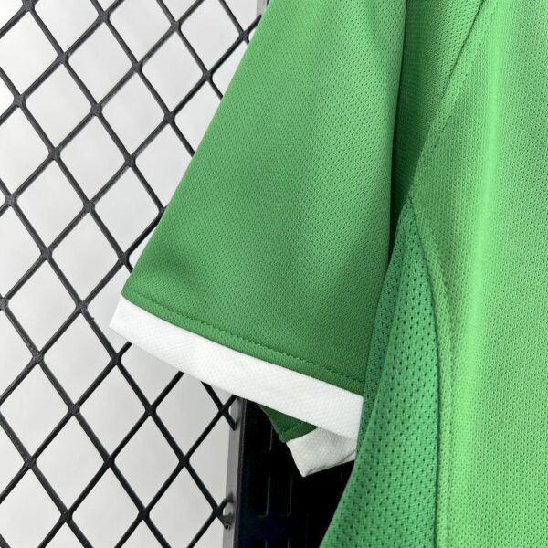 Wolfsburg 2008/09 Home Retro Jersey - Image 7