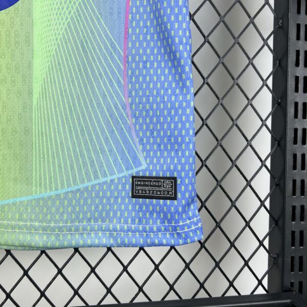 Barcelona 2025/26 Color Special Edition Kids Kit - Image 3