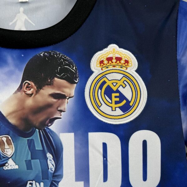 Cristiano Ronaldo 2025/26 Real Madrid Kids Kit - Image 6