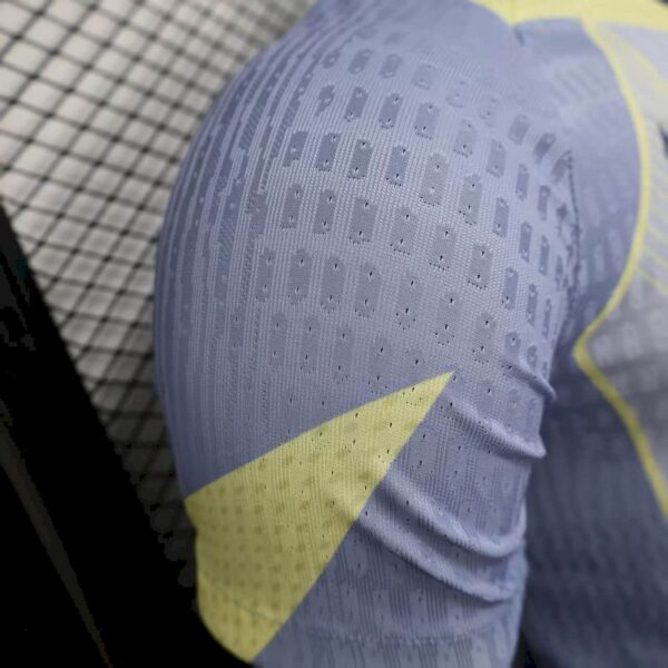 Barcelona 2025/26 Purple Special Edition Jersey Player Version - Image 9